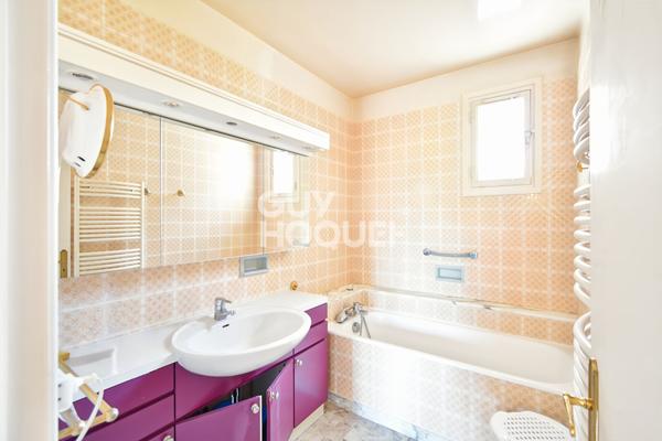 Maison individuelle de 170M² environs édifiée sur un terrain de 1113 m²