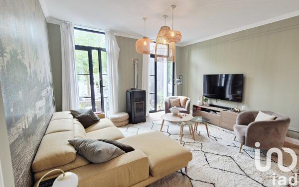 Maison à vendre 9 pièces 253 m² Raismes