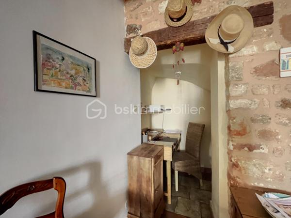 Maison de village de 180,81 m²