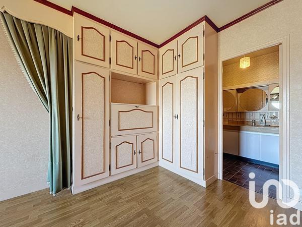 House for sale 8 rooms 180 m² Breuillet