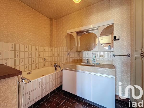 House for sale 8 rooms 180 m² Breuillet