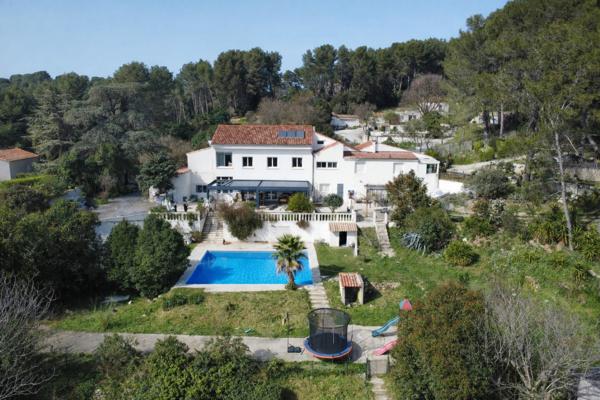 À Vendre – Propriété d’Exception à Aubagne