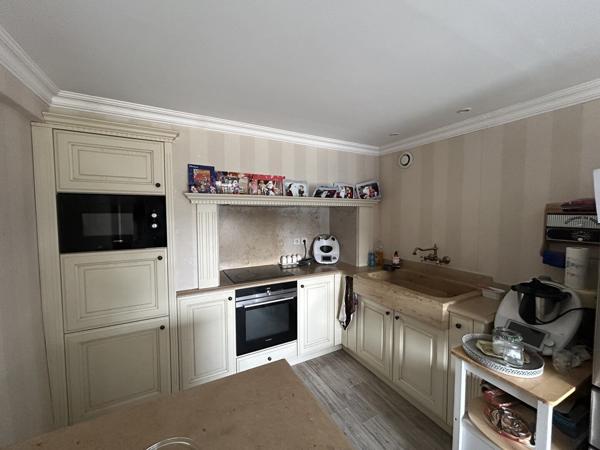 À Vendre – Propriété d’Exception à Aubagne