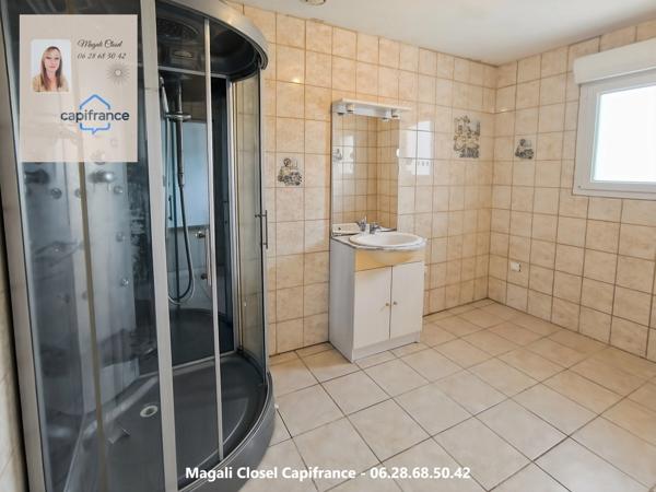 Maison 3 chambres , 5 pièces Pierre de Bresse - 1200m2 de terrain