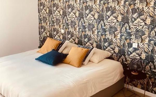 Maison à vendre    5 pièces •  Nîmes