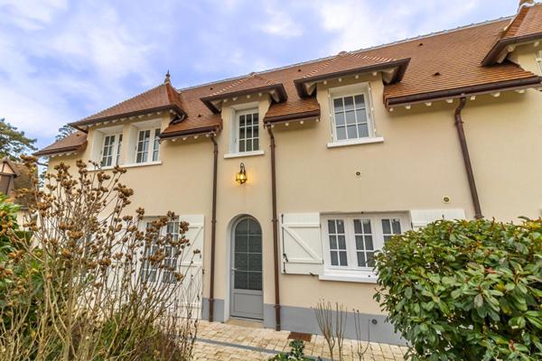 Maison Romorantin Lanthenay 8 pièce(s) 190 m2