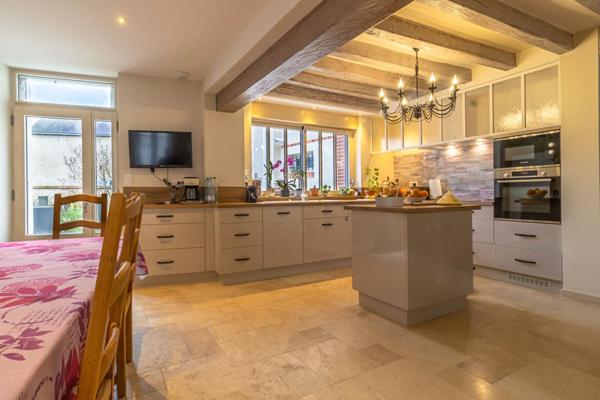 Maison Romorantin Lanthenay 8 pièce(s) 190 m2