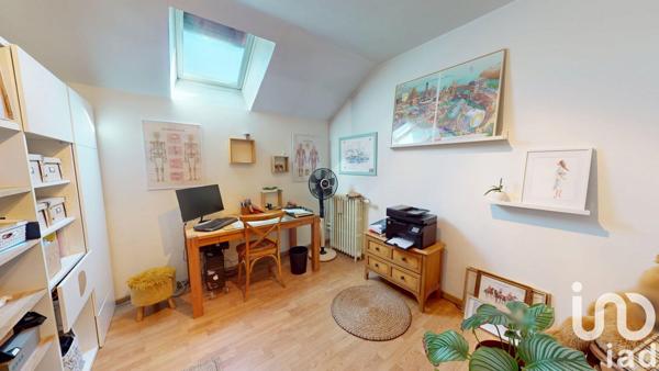 Maison à vendre 10 pièces 250 m² Vert-Saint-Denis