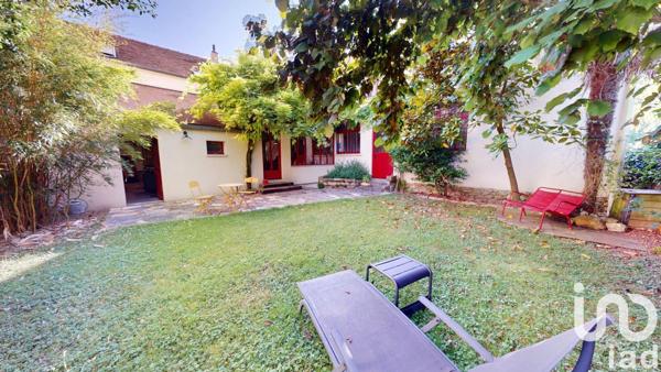 Maison à vendre 10 pièces 250 m² Vert-Saint-Denis