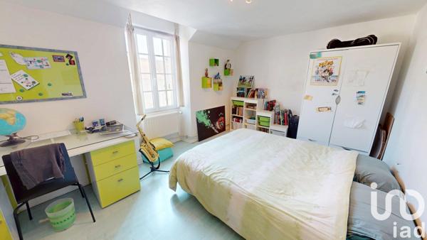 Maison à vendre 10 pièces 250 m² Vert-Saint-Denis