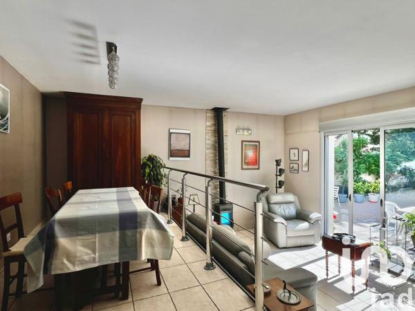 Maison à vendre 5 pièces 109 m² Dammarie-les-Lys