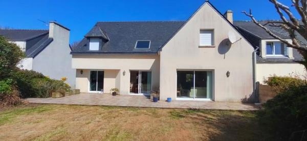 Maison traditionnelle Saint-Pol-de-Léon 205 m²