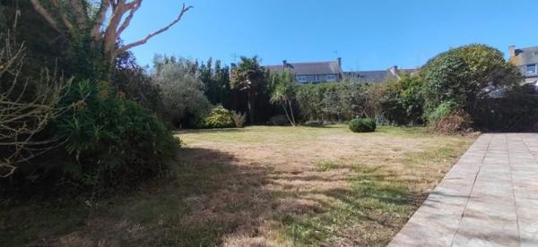 Maison traditionnelle Saint-Pol-de-Léon 205 m²