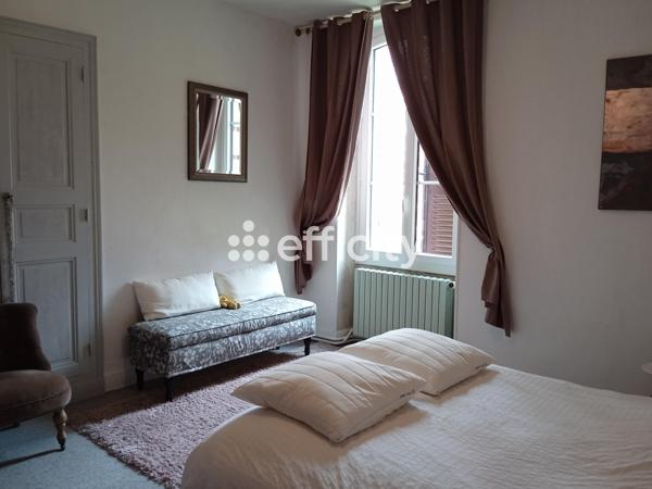 Maison 5 pièces - 156 m²