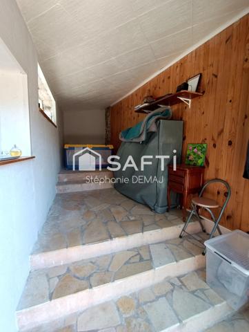 T 3 de 96 m² + studio 32 m², Piscine, Garage, cave
