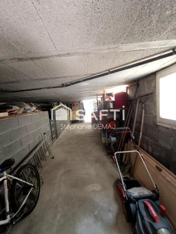 T 3 de 96 m² + studio 32 m², Piscine, Garage, cave