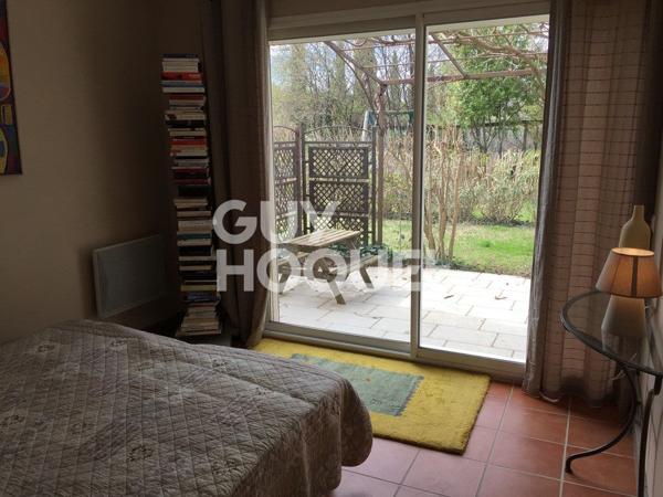 Appartement meublé dans partie de Mas avec place de parking terrasse et jardin.