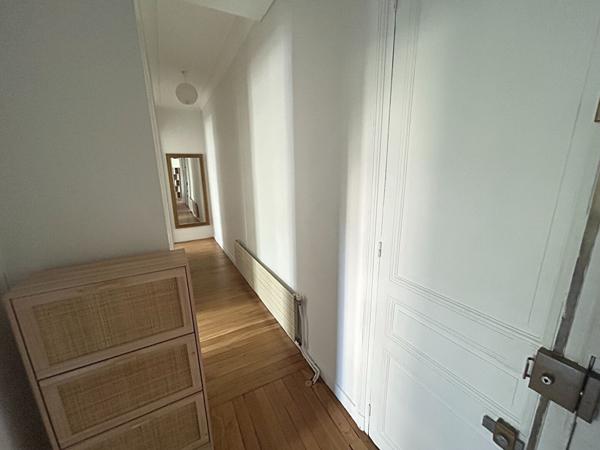 LOCATION 3 PIECES MEUBLÉ / 69m² / PARIS 11ème