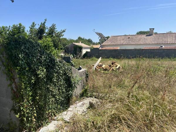 Terrain à vendre |  Le Poiré-sur-Vie |  550 m²