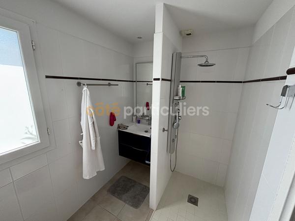 Vente
                Maison90,24 m² - 4 Pièces -
                    SOULAC SUR MER (33780)