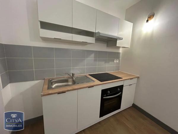 Appartement à louer 2 pièces 75m²