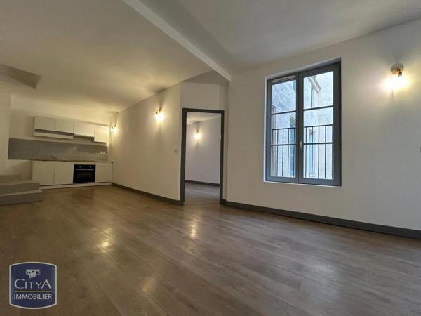 Appartement à louer 2 pièces 75m²