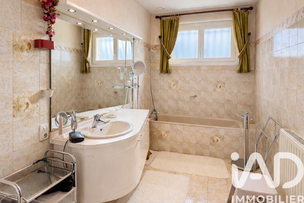Maison à vendre 5 pièces 108 m² Varennes-le-Grand