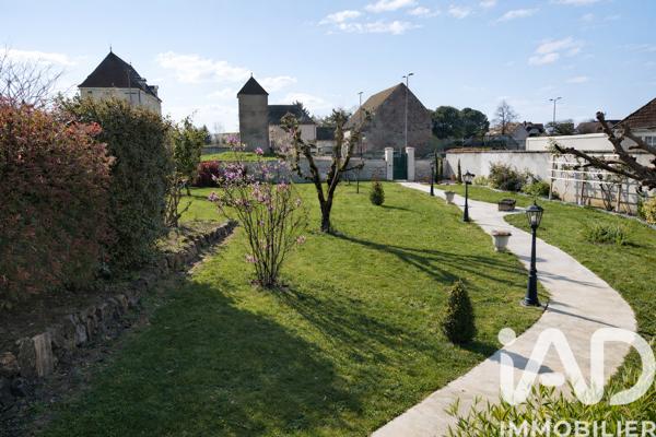 Maison à vendre 5 pièces 108 m² Varennes-le-Grand