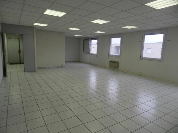 Dpt Isère (38), à louer GRENOBLE Bureau 127 M²