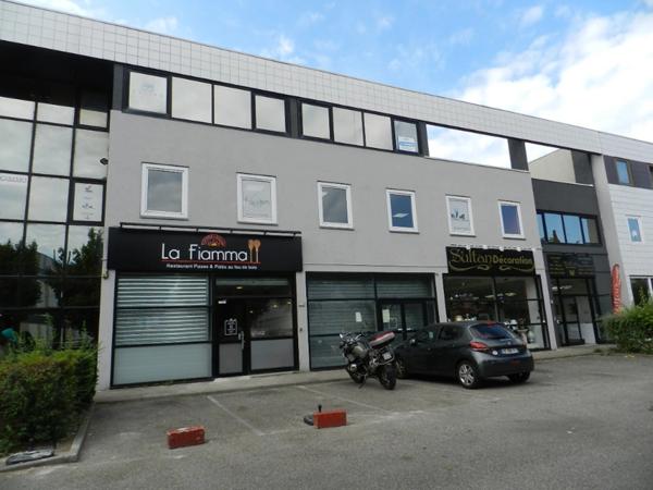 Dpt Isère (38), à louer GRENOBLE Bureau 127 M²