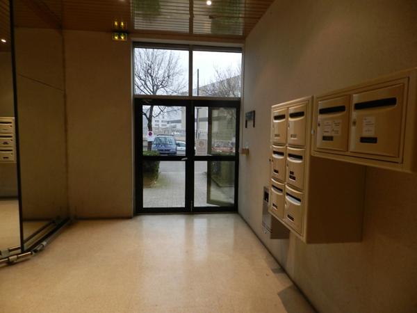 Dpt Isère (38), à louer GRENOBLE Bureau 127 M²