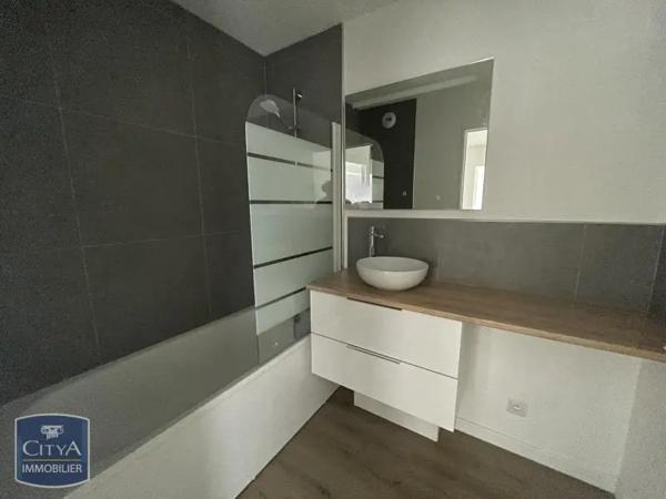 Appartement à louer 3 pièces 56.13m²