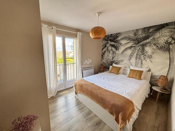 Maison Pontoise 7 pièce(s) 139.98 m2 €650 000 ** - Référence 11196