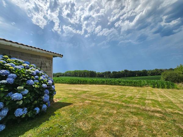 Maison 5 pièces 120 m2 - Dépendances - Garage