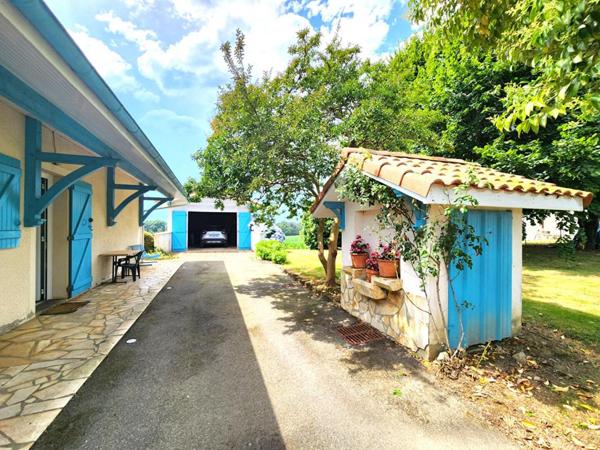 Maison 5 pièces 120 m2 - Dépendances - Garage