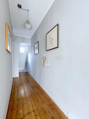 Maison mitoyenne 2 côtés Croix 107 m²