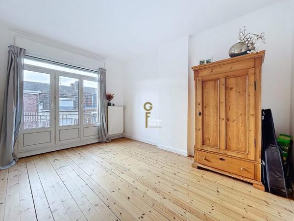 Maison mitoyenne 2 côtés Croix 107 m²