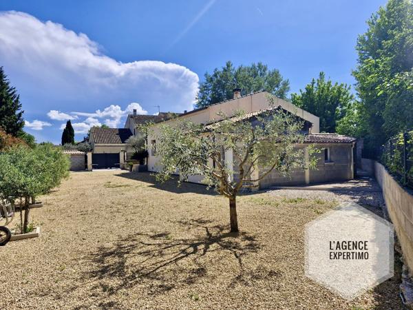 Jonquières (84150) Magnifique villa de plain pied avec piscine