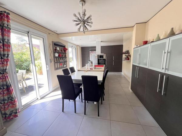Maison - Yvré L'Evêque - 5 pièce(s) - 132 m²