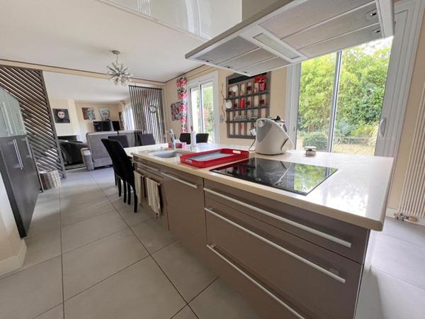 Maison - Yvré L'Evêque - 5 pièce(s) - 132 m²