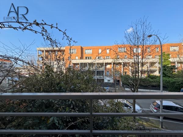 Bagnolet (93170) T2 / BALCON / PARKING