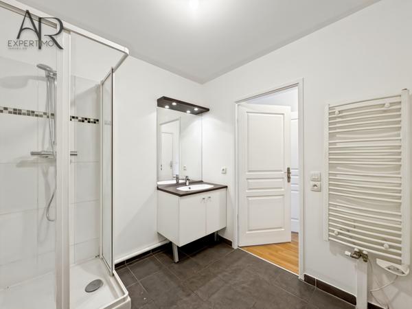 Bagnolet (93170) T2 / BALCON / PARKING