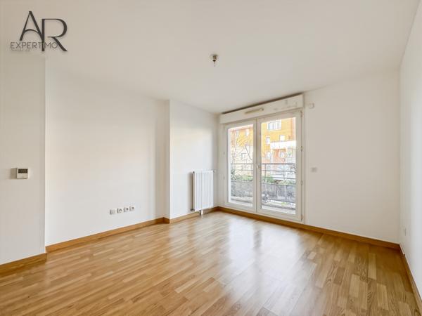 Bagnolet (93170) T2 / BALCON / PARKING