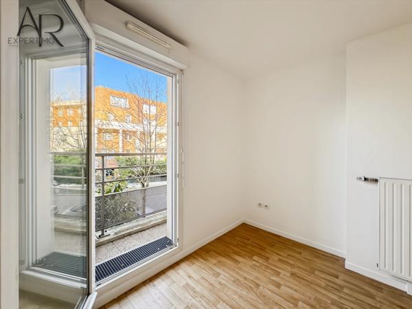 Bagnolet (93170) T2 / BALCON / PARKING