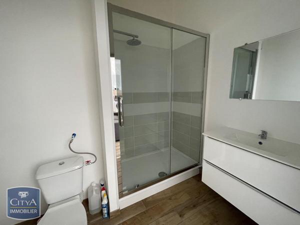 Appartement à louer 2 pièces 43.7m²