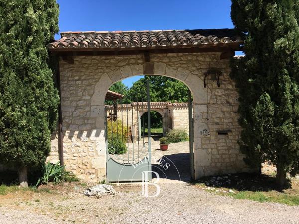 Cordes-sur-Ciel, Propriété  420 m² à vendre