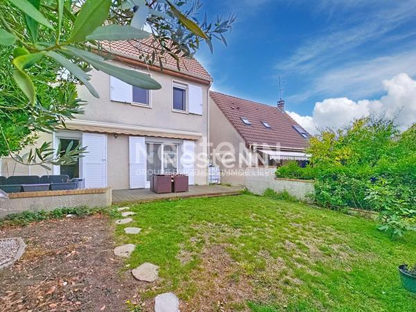 Maison 5 pièces familiale rénovée proche écoles et transports