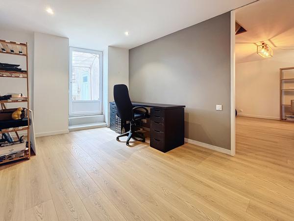 Appartement 4 pièces - 124 m² Exclusivité efficity