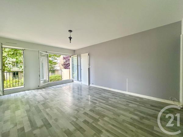 Appartement F4 à vendre  4 pièces - 88 m2 LE BOURGET - 93