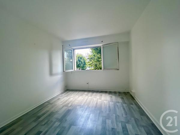 Appartement F4 à vendre  4 pièces - 88 m2 LE BOURGET - 93